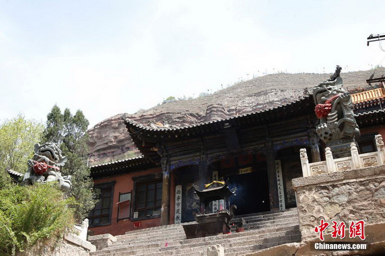 高清:探访中国第二大悬空寺 青海西宁北禅寺【4】